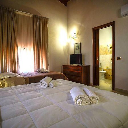 Tenuta Un Posto Al Sole Luxury B&B Rossano Stazione Eksteriør billede