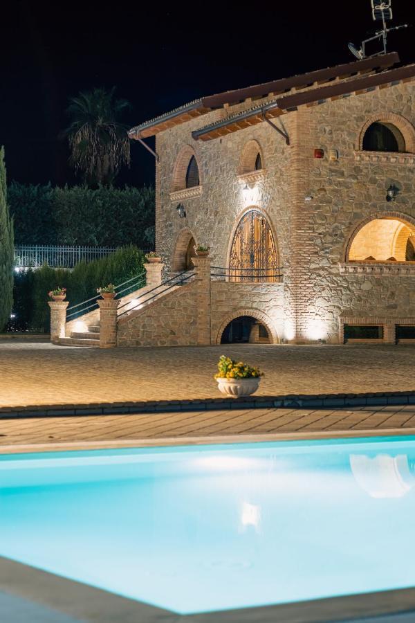 Tenuta Un Posto Al Sole Luxury B&B Rossano Stazione Eksteriør billede