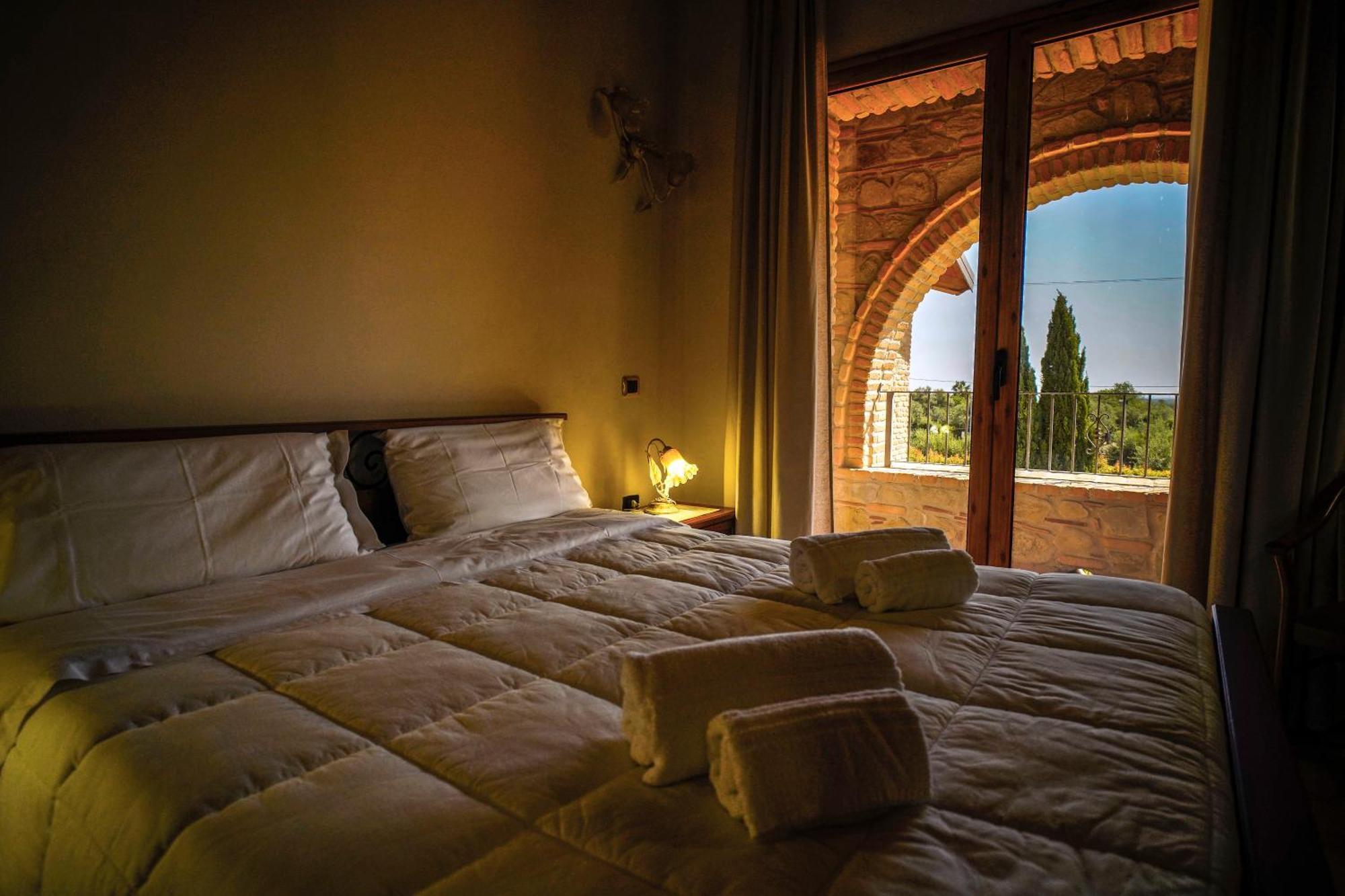 Tenuta Un Posto Al Sole Luxury B&B Rossano Stazione Eksteriør billede