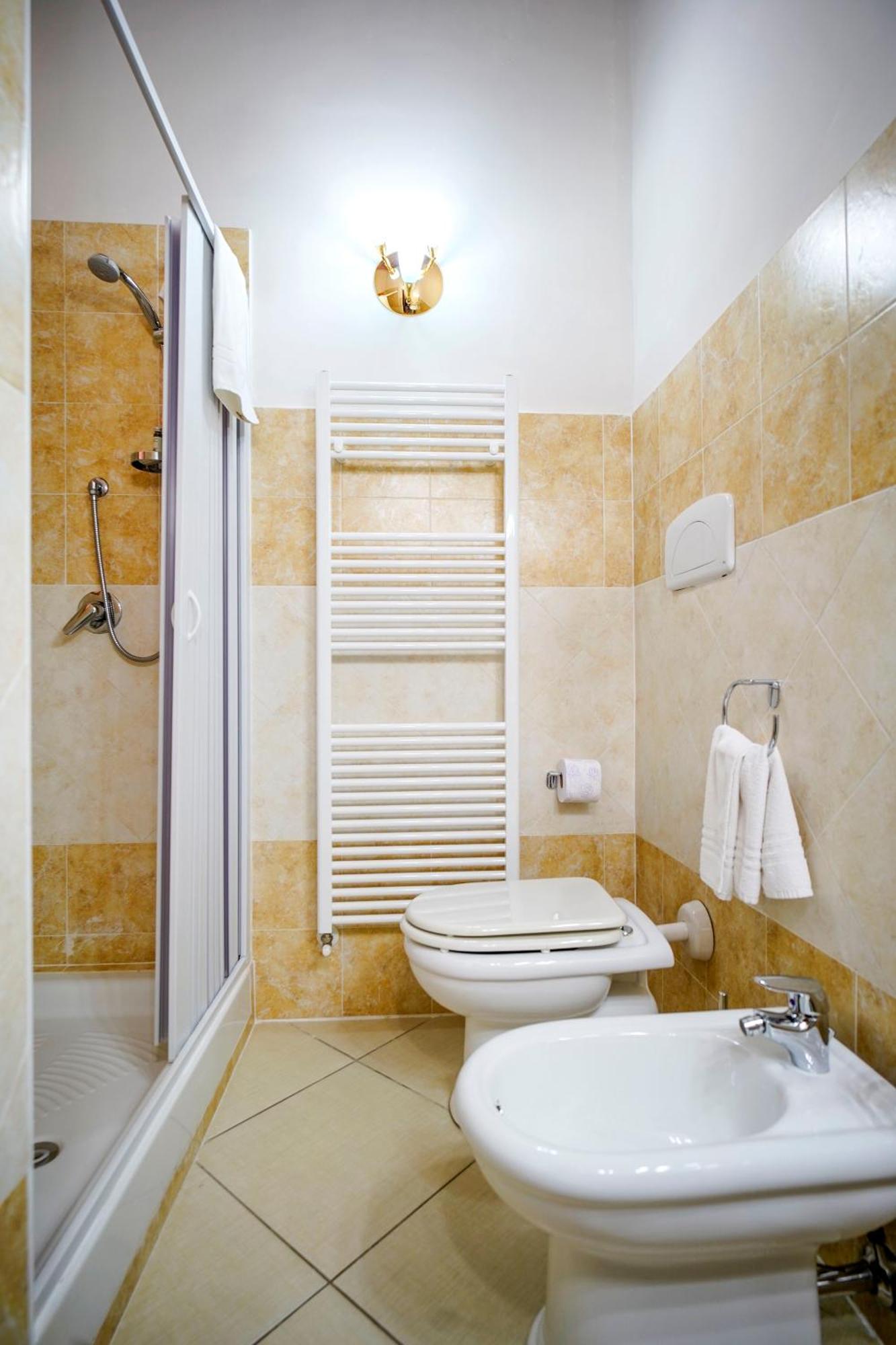 Tenuta Un Posto Al Sole Luxury B&B Rossano Stazione Eksteriør billede
